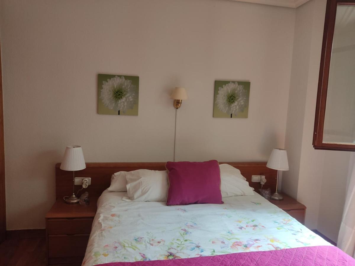 Pension Payvi Памплона Экстерьер фото